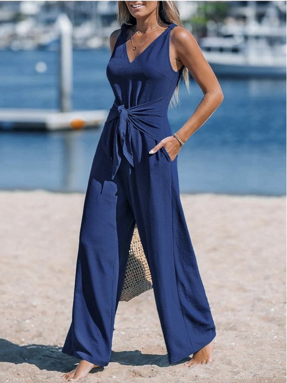 Cupshe/Women's Blue Solid Sleeveless V-Neck Jumpsuit Tie Waist Pockets S